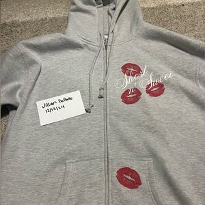 Short ‘n Sweet tour zip up
